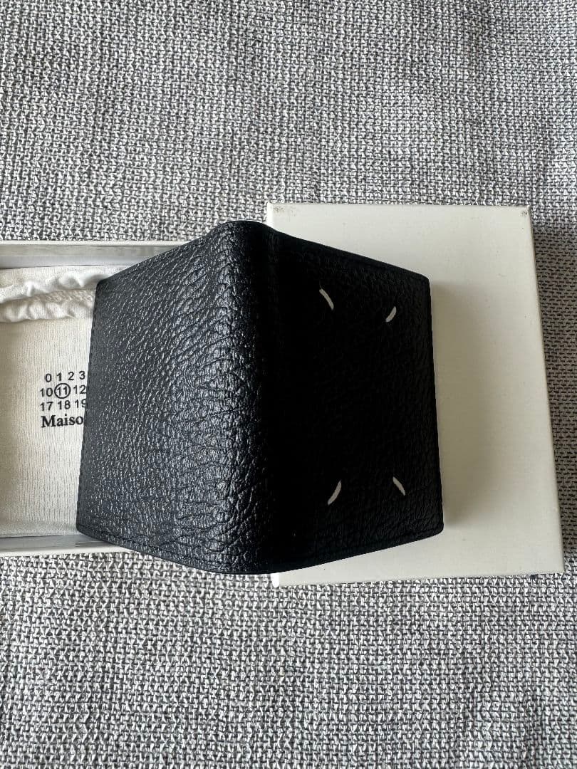 Maison Margiela ブラック二つ折り財布