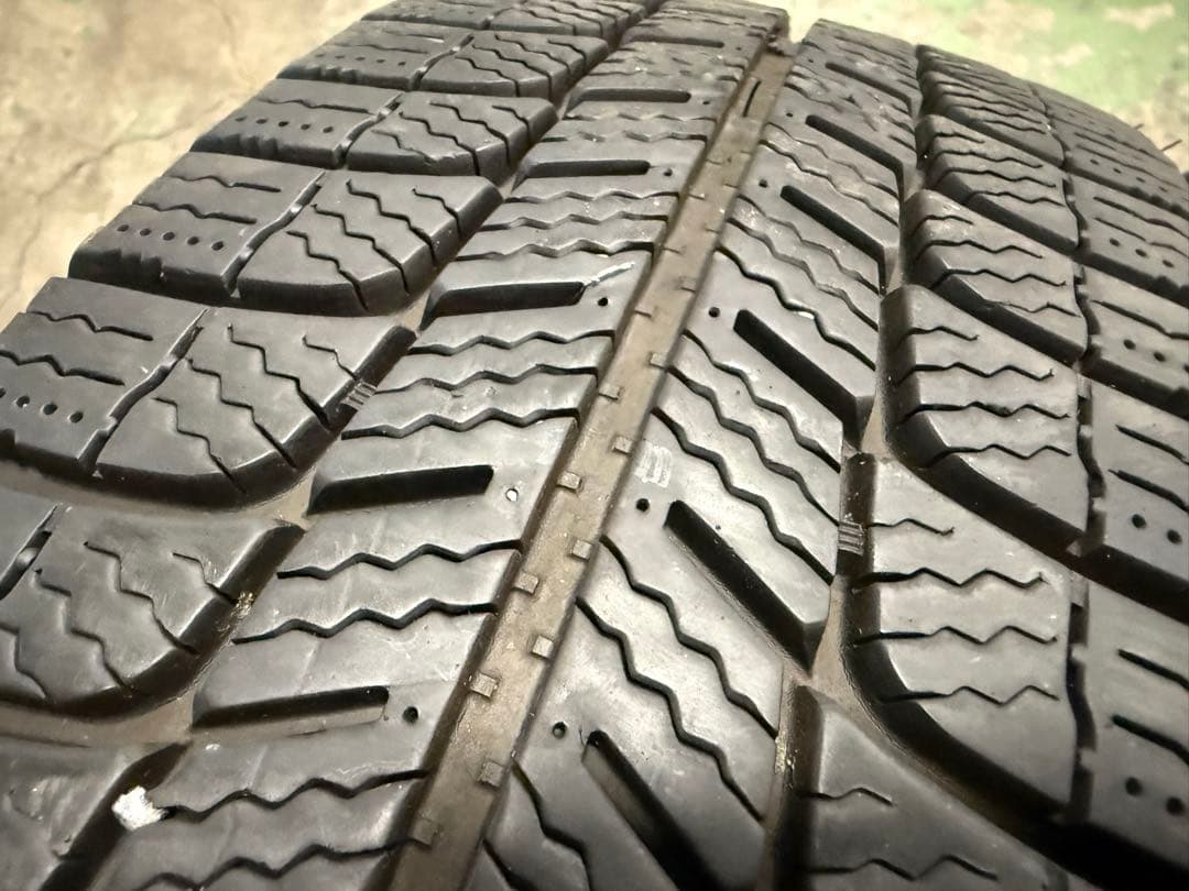 195/80R15 中古スタッドレス 4本 ハイエース キャラバン