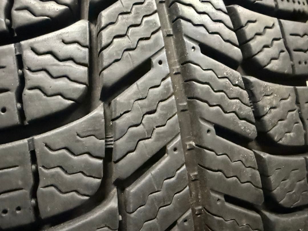 195/80R15 中古スタッドレス 4本 ハイエース キャラバン
