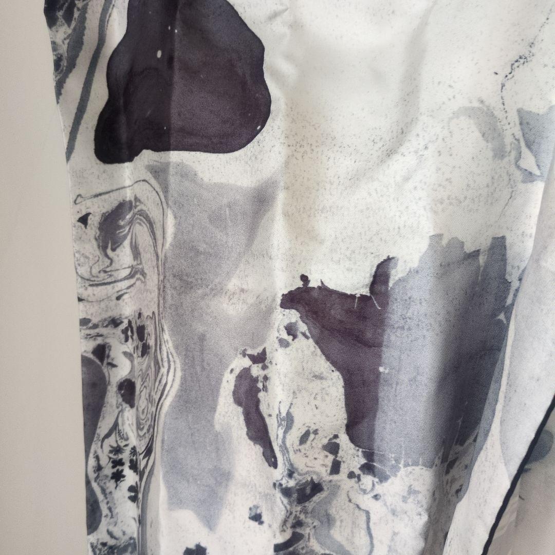 小物 Mame Kurogouchi Hand Printed Silk Scarf