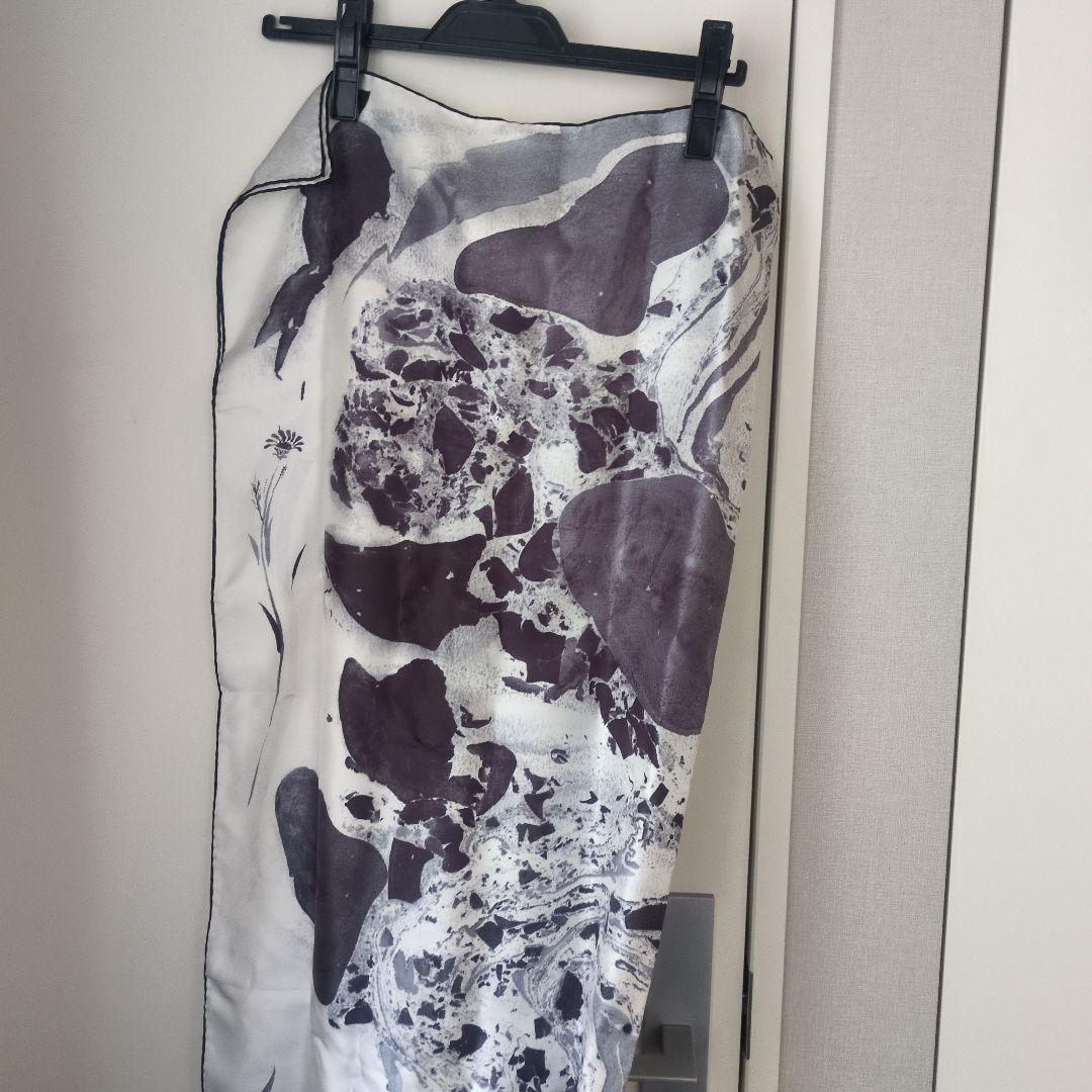 小物 Mame Kurogouchi Hand Printed Silk Scarf