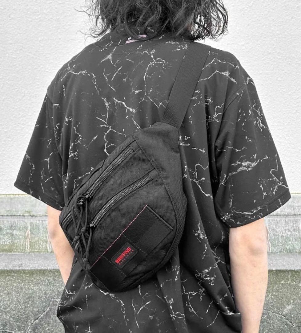 完売品 美品 ブリーフィング パイク ブラック ボディバッグ アメリカ製