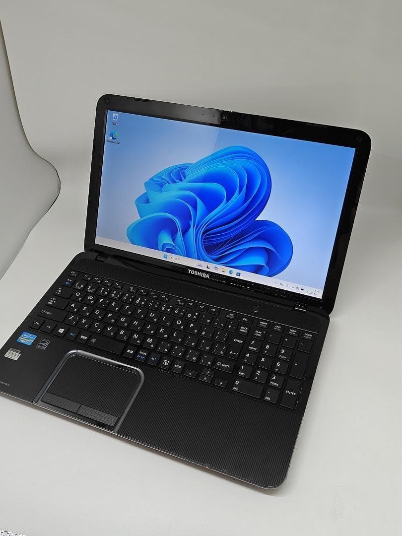 【東芝】爆速 Corei7/新品SSD256GB ノートパソコン 15.6 D5