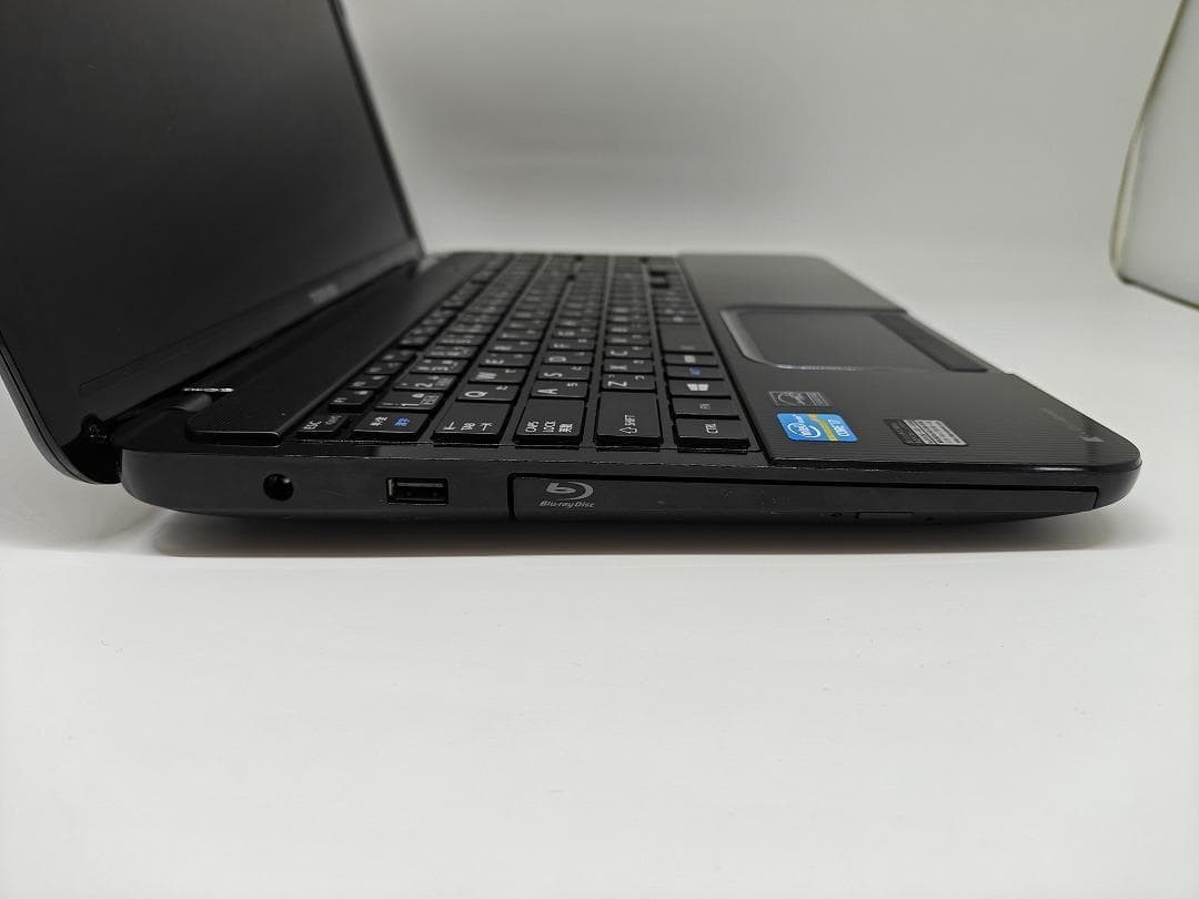 【東芝】爆速 Corei7/新品SSD256GB ノートパソコン 15.6 D5