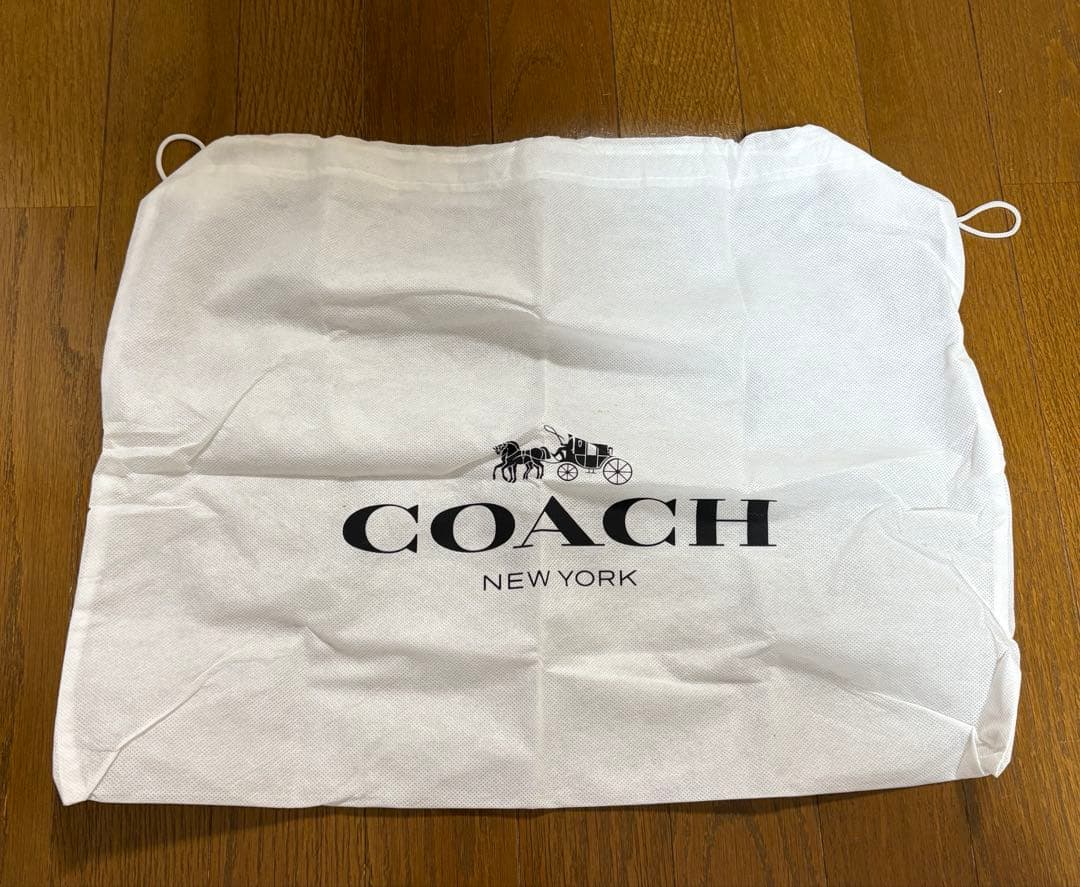 COACH ブラック レザー ボディバッグ