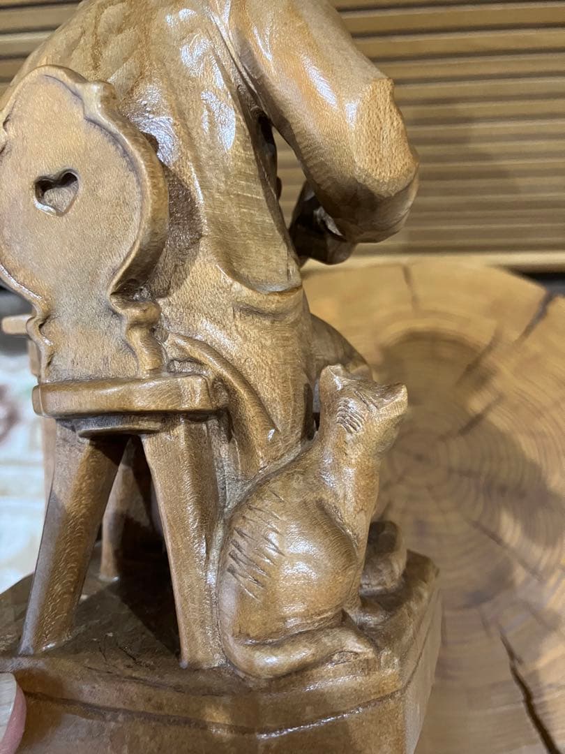 ヴィンテージ　木製オブジェ　旧東ドイツ製　仕立て屋さんと猫