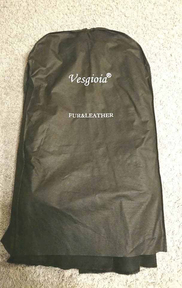 新品 VESGIOIA ブラック フード付きムートンコート ブラック