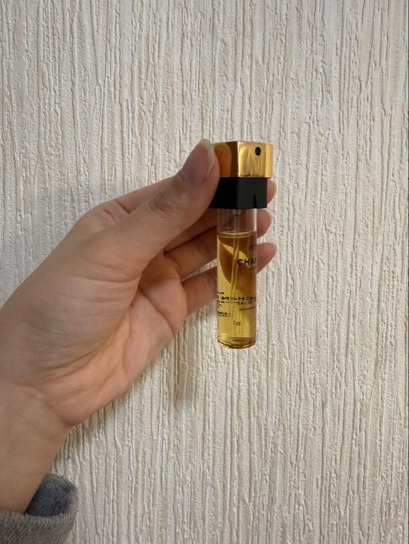 CHANEL N°5 オードゥパルファム パーススプレイ限定品　美品