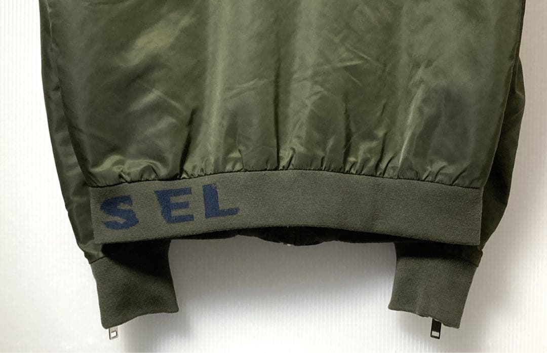 DIESEL 定価 約6万円 内側キルティング MA-1 表記サイズM