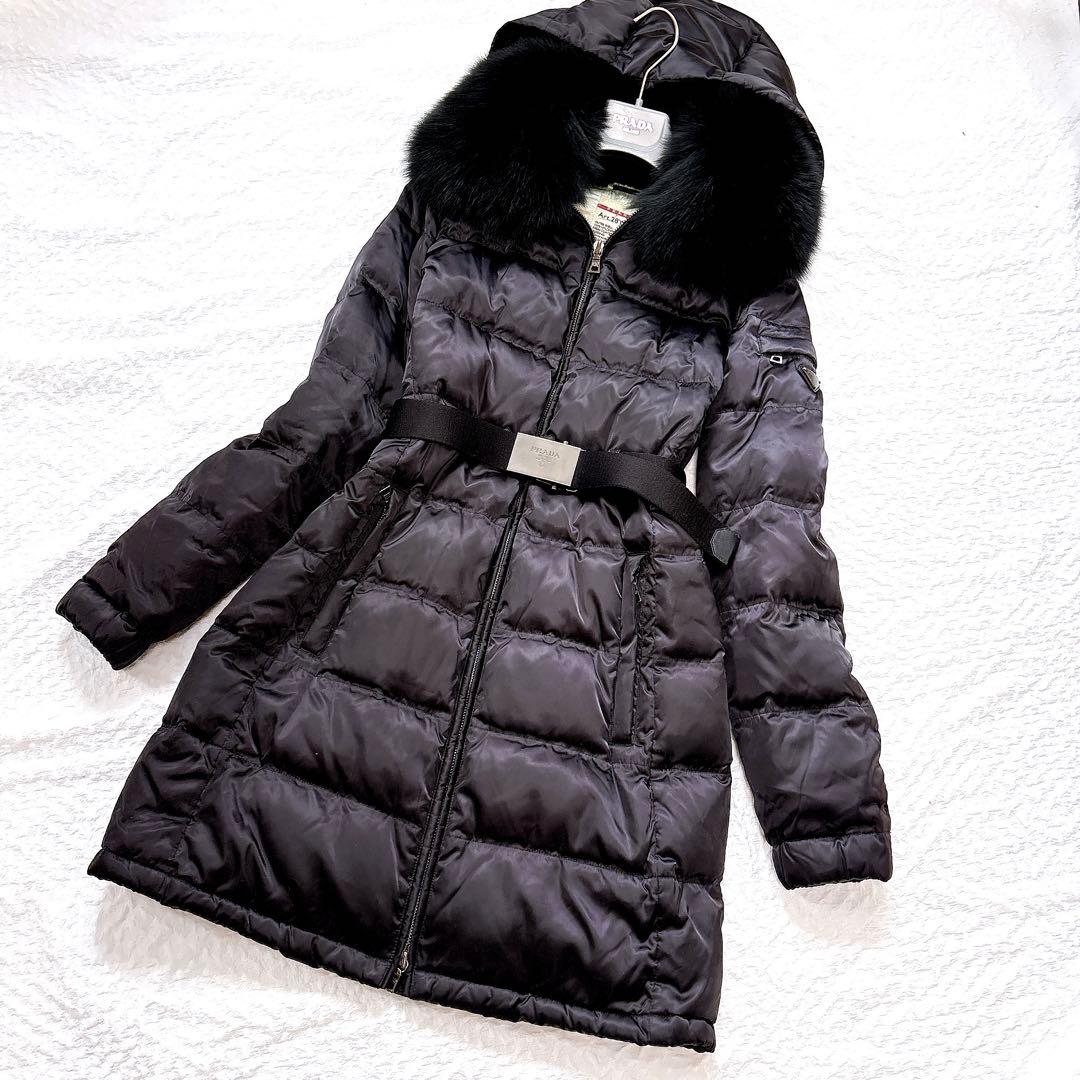 美品✨PRADA高級 ブルーフォックスファー　三角ロゴ　ベルト付き　ダウンコート