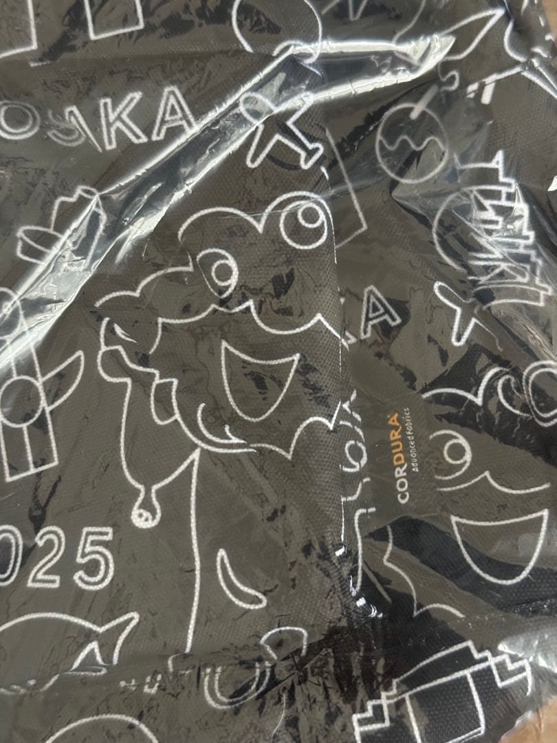 【新品未開封】大阪関西万博　ミャクミャク　リュックサック　総柄　ネオン柄
