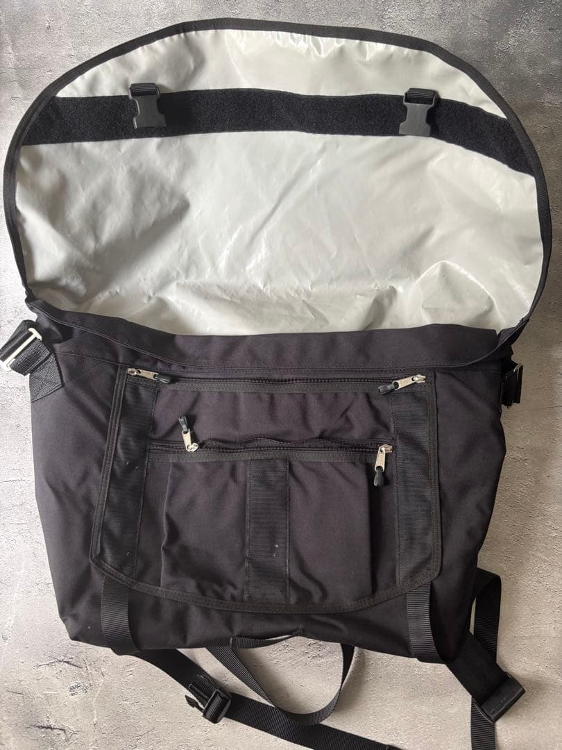 バガブー　BAGABOO　ハンドメイド・メッセンジャーバッグ