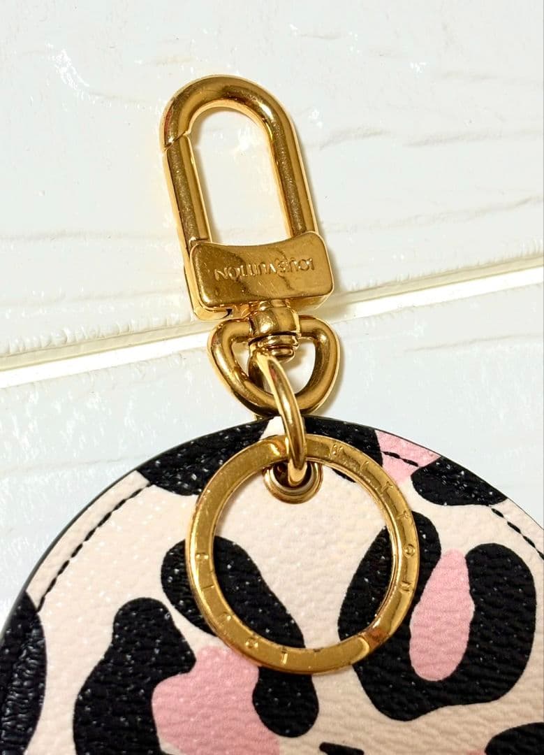 LOUIS VUITTON ポルト クレ・イリュストレ ワイルド・アット・ハート