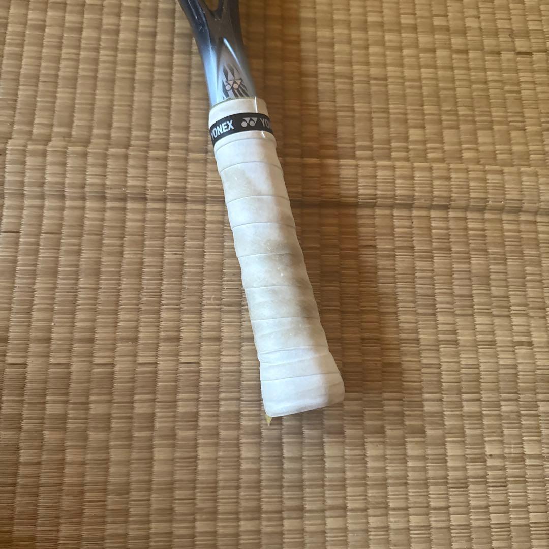 ボルトレイジ8V テニスラケット