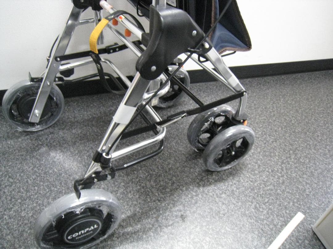 テイコブリトルR HS05R 歩行車 幸和製作所 抑制ブレーキ機能付き ③