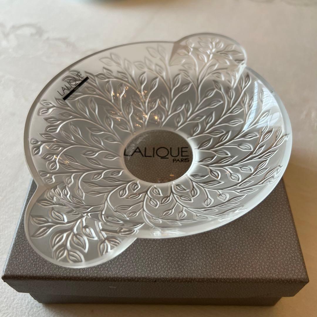 【ラリック】 フランス　Lalique クリスタル ボウル　小物入　小皿　箱付