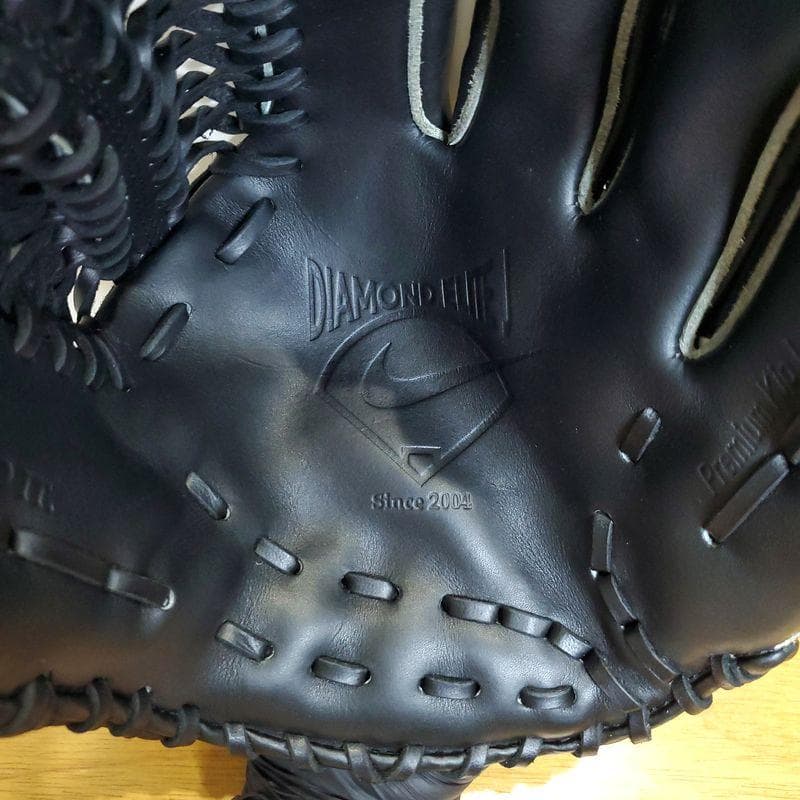 NIKE ダイアモンドエリート 光 内野用 硬式グローブ