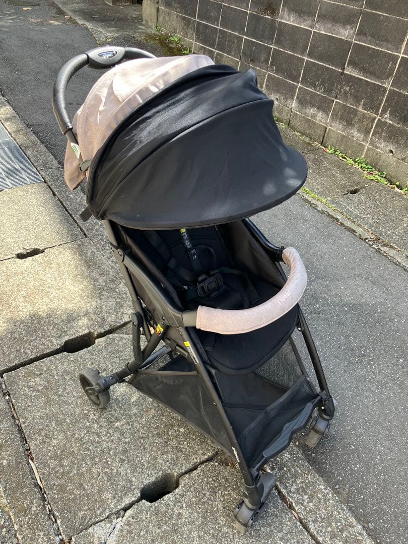 Pigeonピジョン ベビーカー b型 ビングル BB3 グレージュ