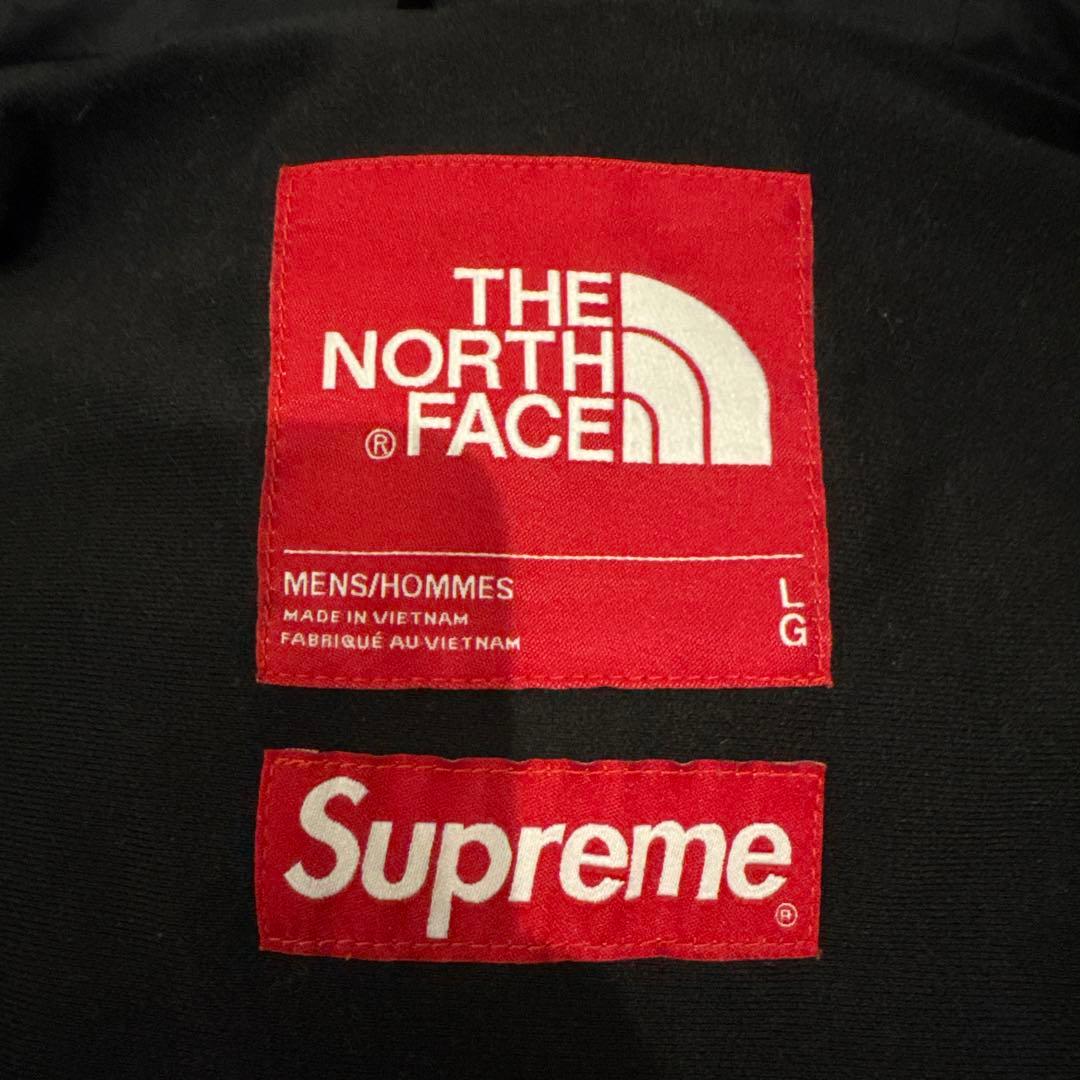 べる　THE NORTH FACE × Supreme マウンテンパーカー