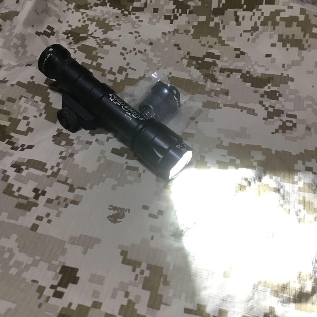 レア実物 surefire M600 旧ロゴ LED クリックスイッチオマケ付き