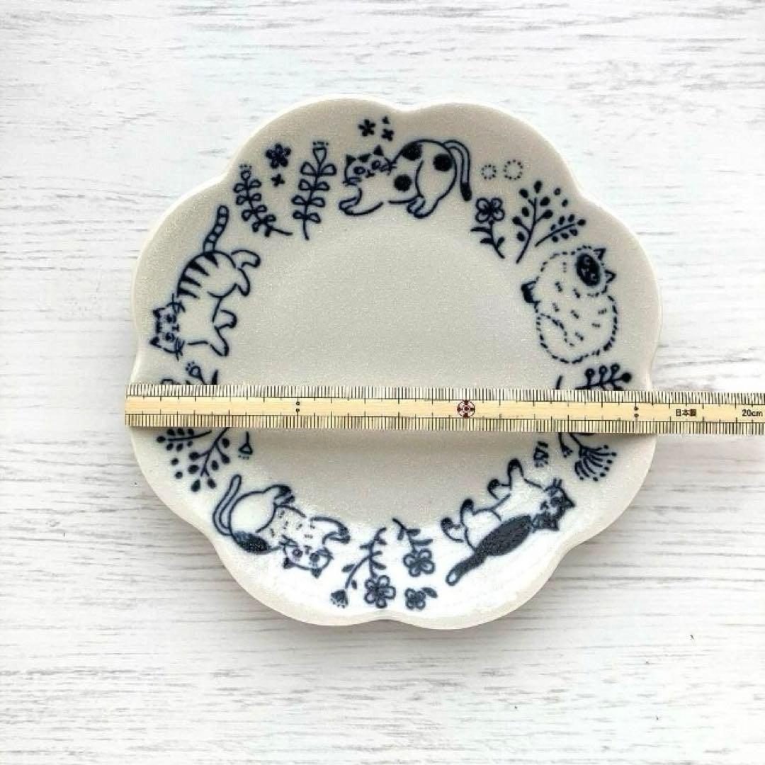 新品　デコレ　猫とお花 プレート　16cm A キャット　猫　ねこ　ネコ