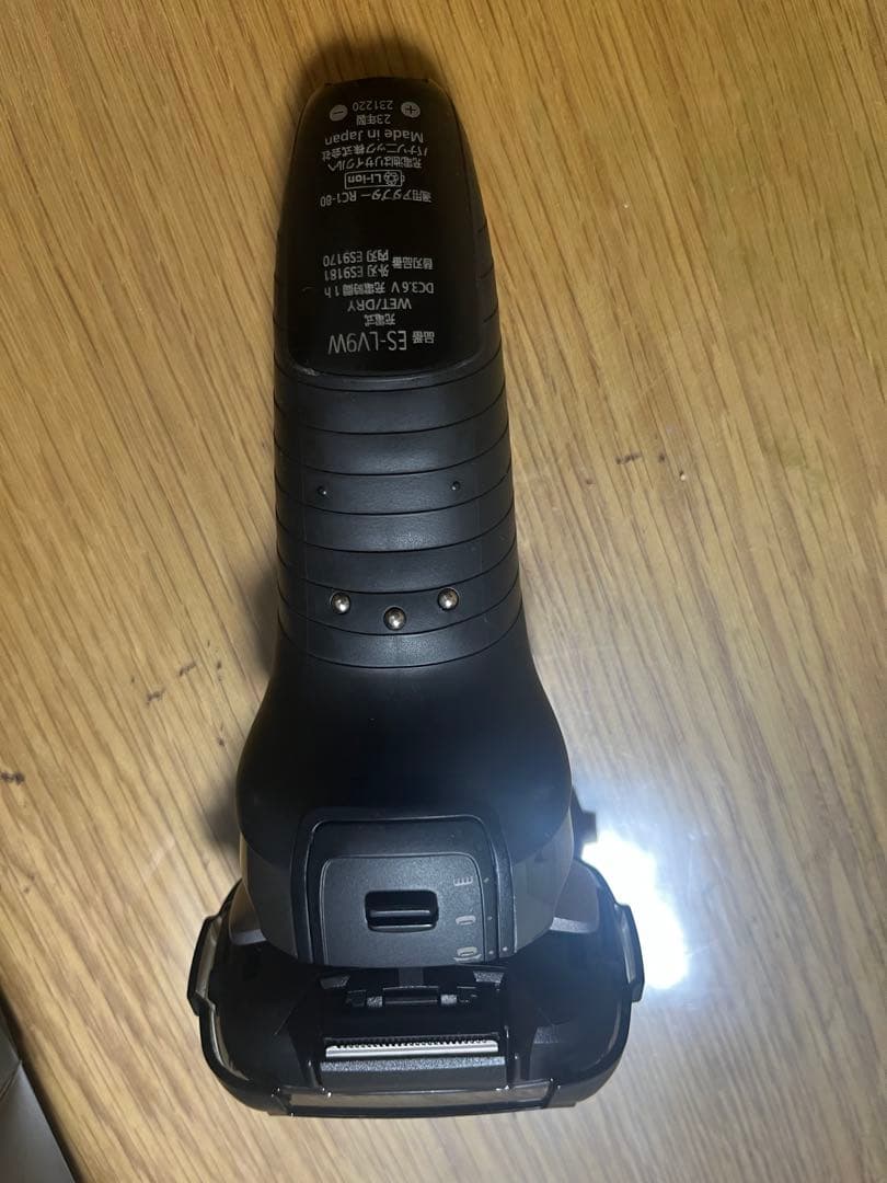 【値下げ中】Panasonic LAMDASH PRO5 ES-LV9W 5枚刃