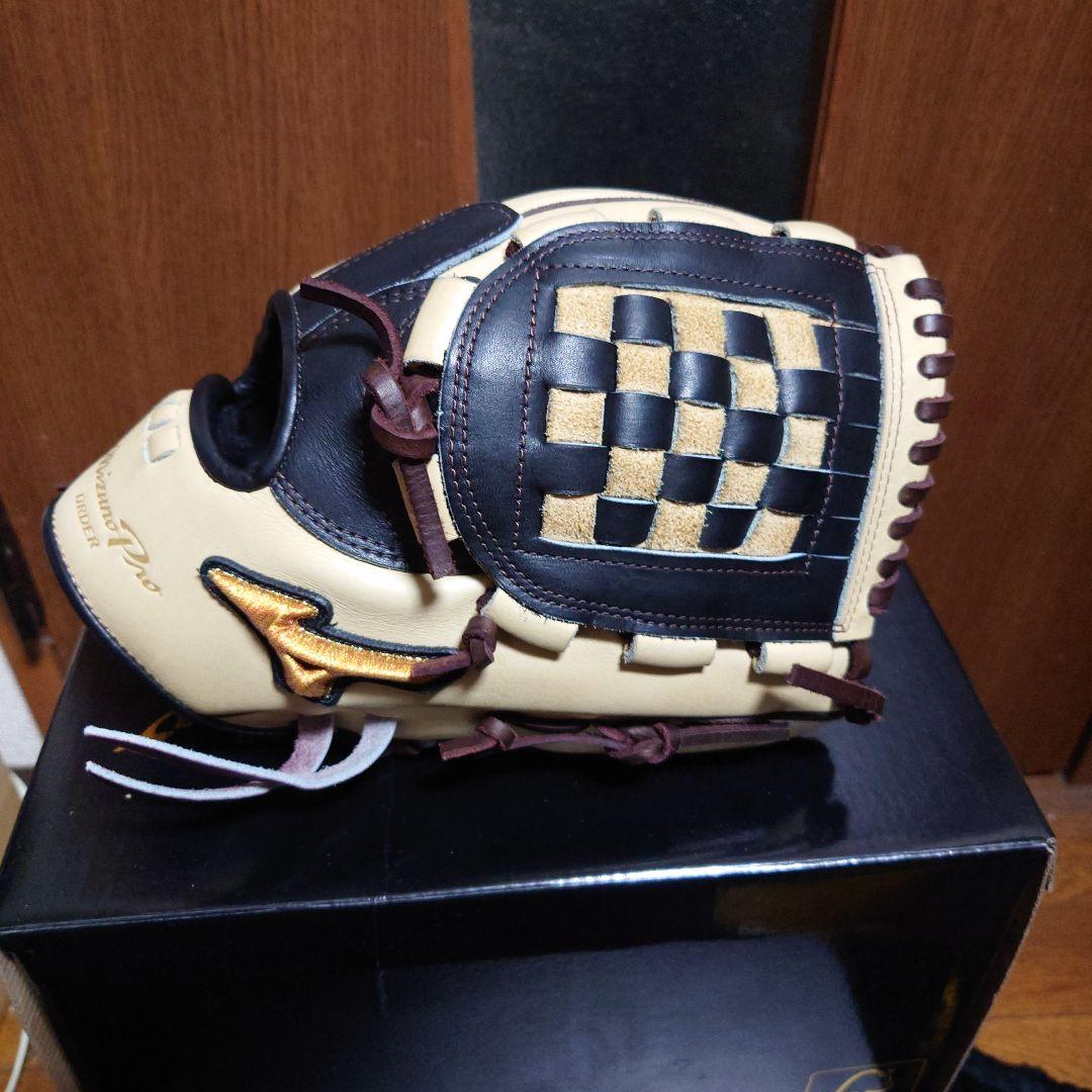 MizunoPro ORDER 軟式グローブ ブロンズ/黒　内野手用　小さめ。