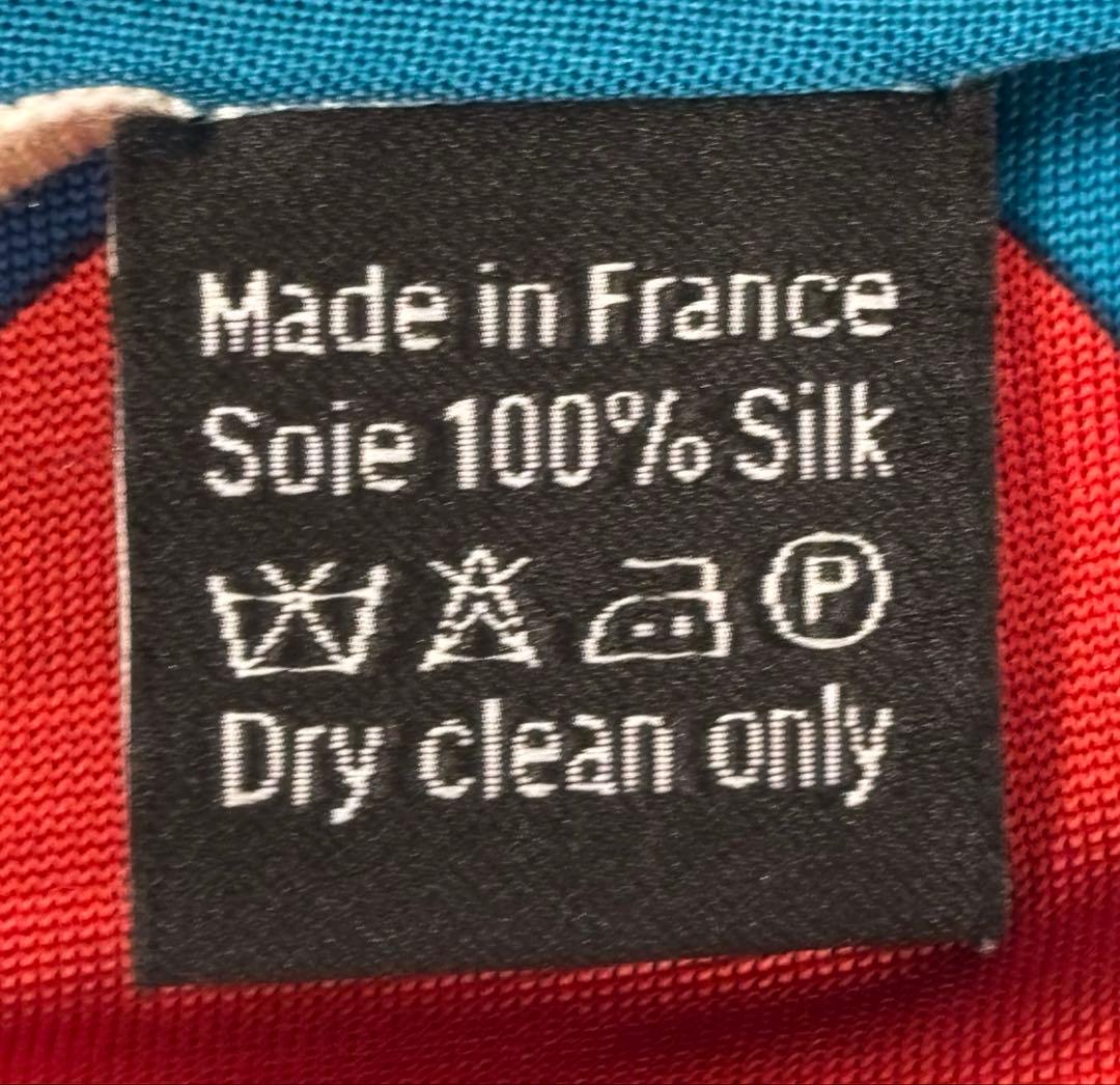 エルメス　スカーフ　トライアングル　三角形