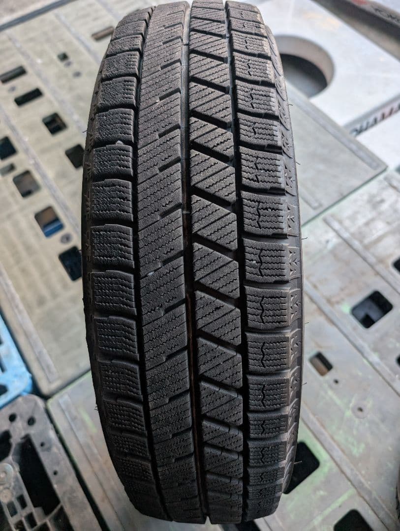 145/65/15　VRX3