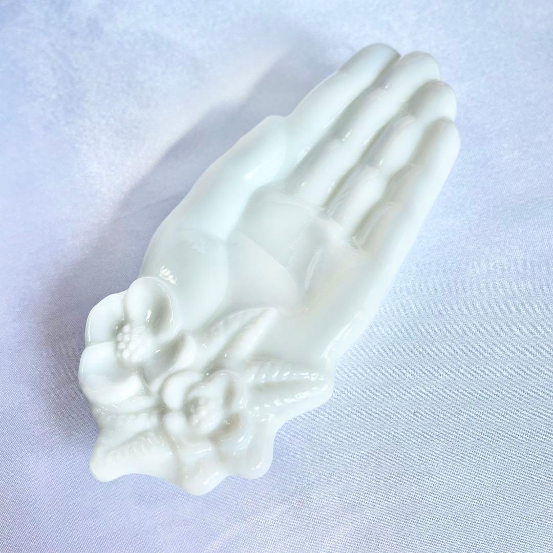 【美品】 【刻印有り】AVON ミルクガラス ハンドトレイ 片手 アンティーク