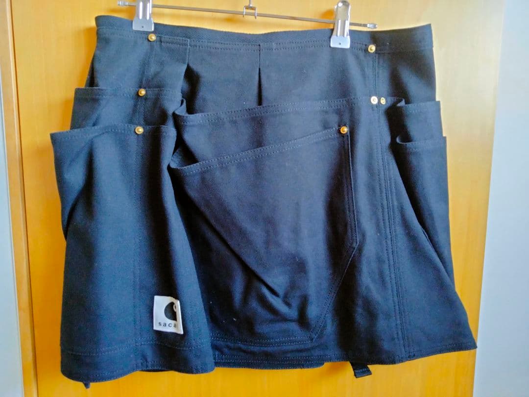Carhartt x sacai ベルテッド ラップ スカート 23-06745