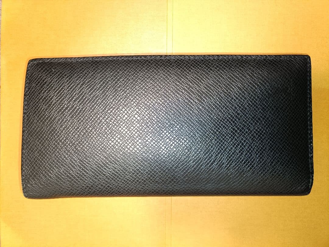 LOUIS VUITTON TAIGA ポルトフォイユアレクサンドルNM 長財布