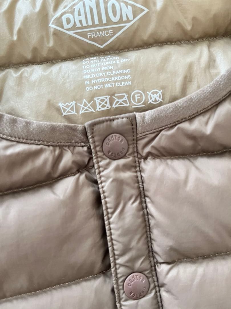 DANTONダントン▪️クルーネックインナーダウンベスト▪️34XS▪️モカ
