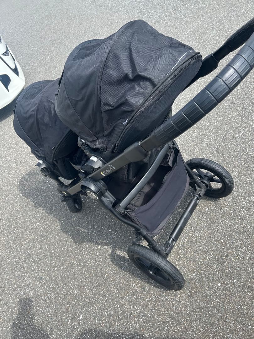 ブラック ダブルベビーカー