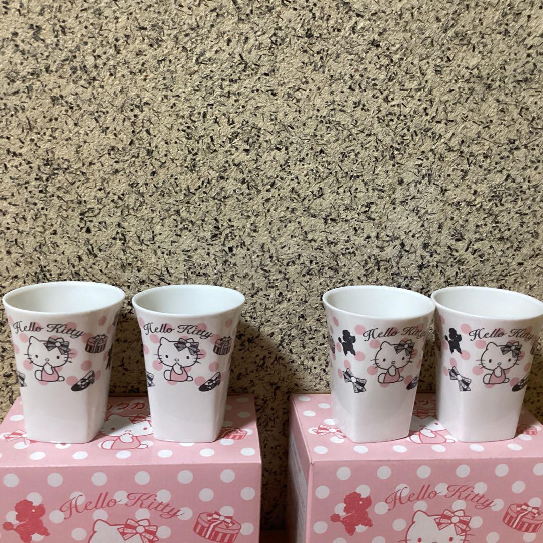 3057ハローキティピンクリボン食器セット