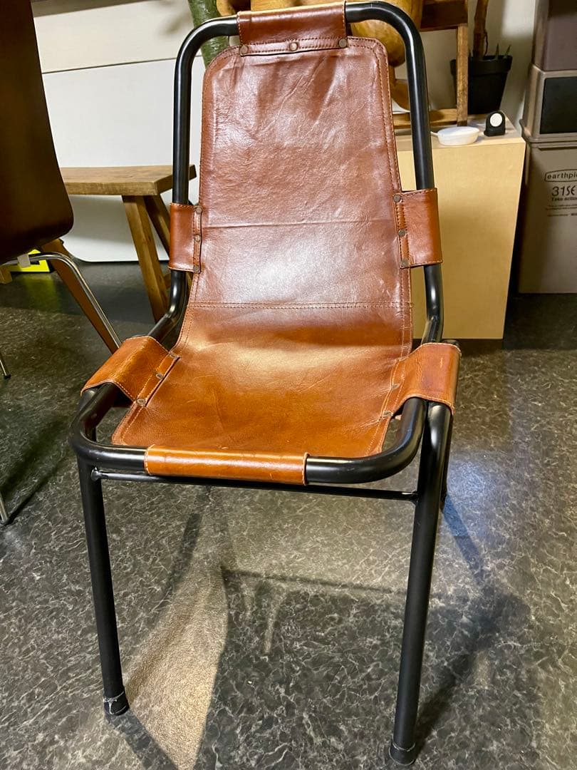 シャルロットペリアン Charlotte Perriand レザルクレザーチェア