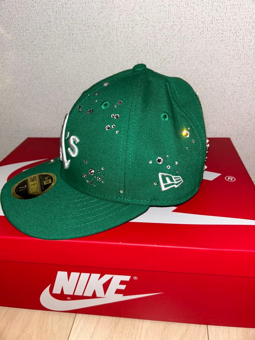 浜崎あゆみ　着用　NEWERA キャップ　スワロフスキー