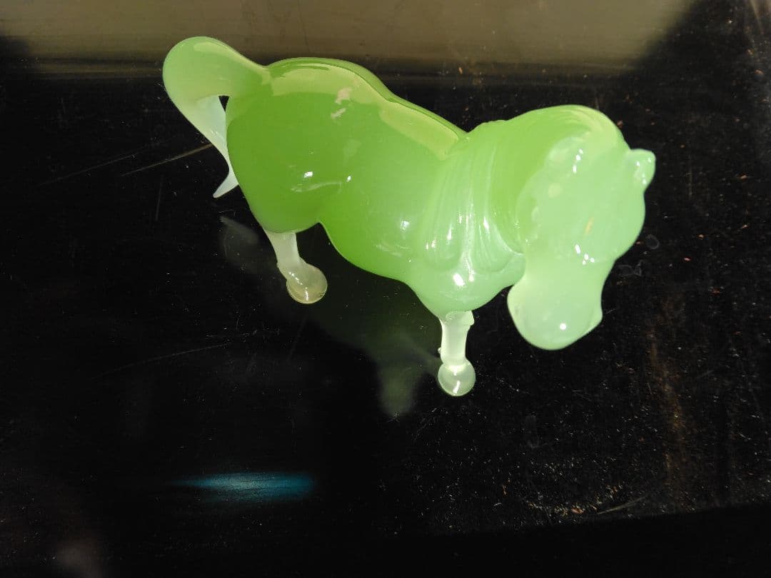 馬　縁起物　ガラス工　上海で