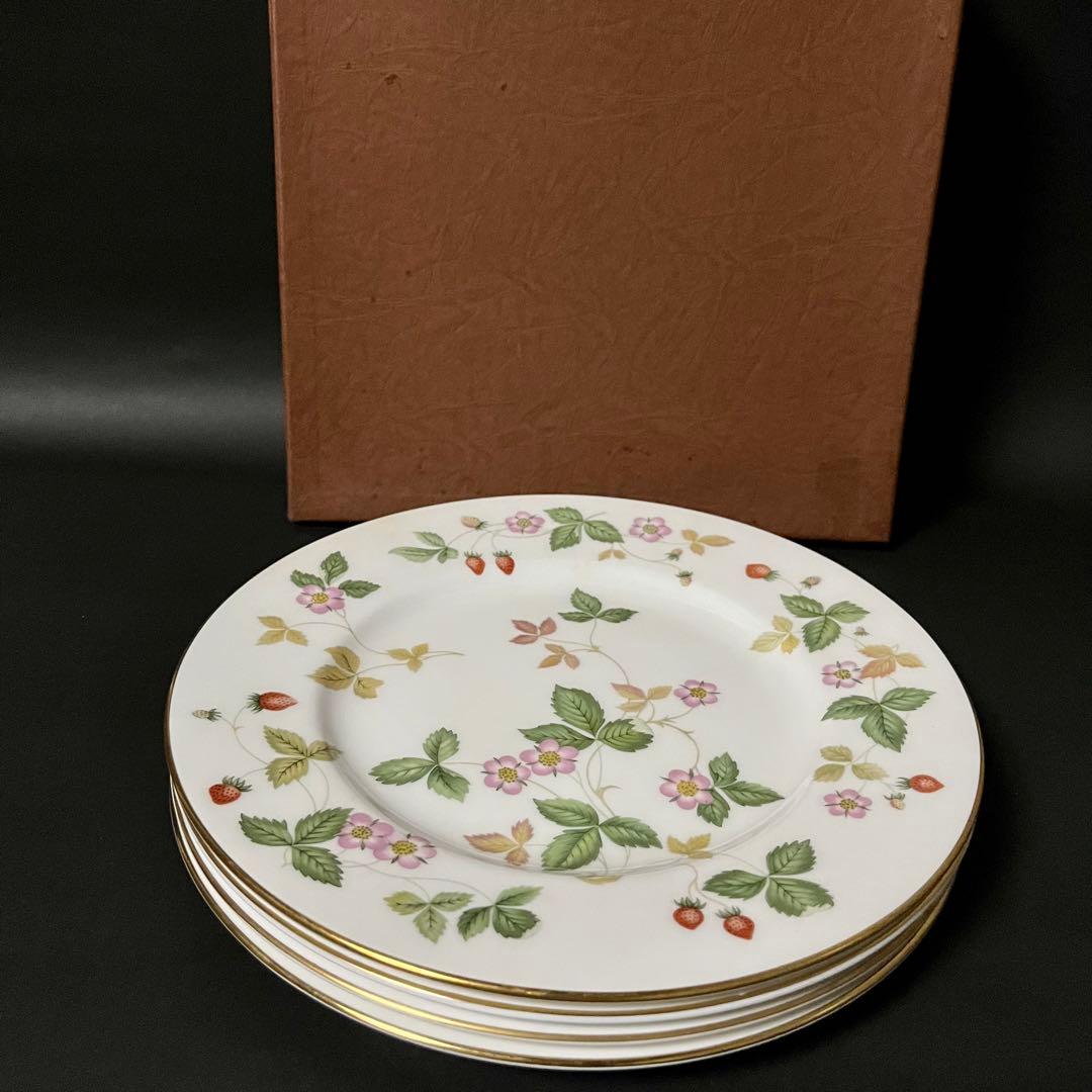 ★新品未使用　希少品★ウェッジウッド★ワイルドストロベリー22.5cm4枚