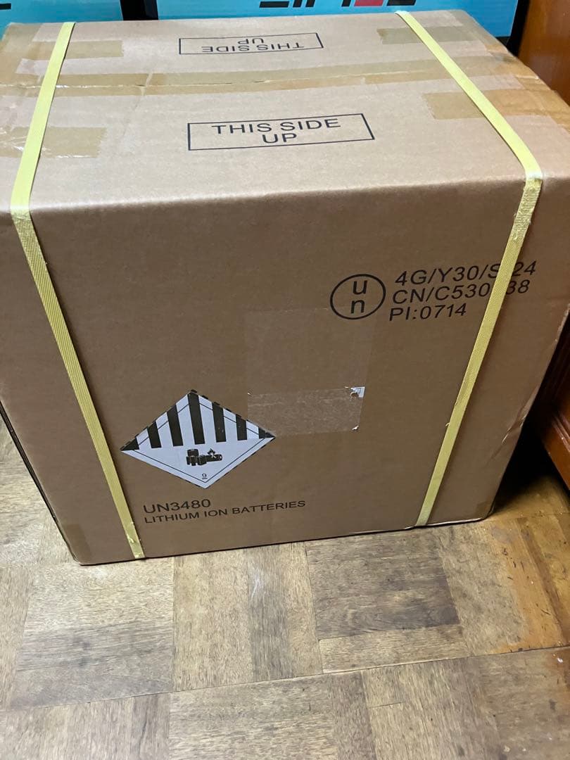 P*e様 SolarPlay 2500W ポータブル電源2300Wh/72000