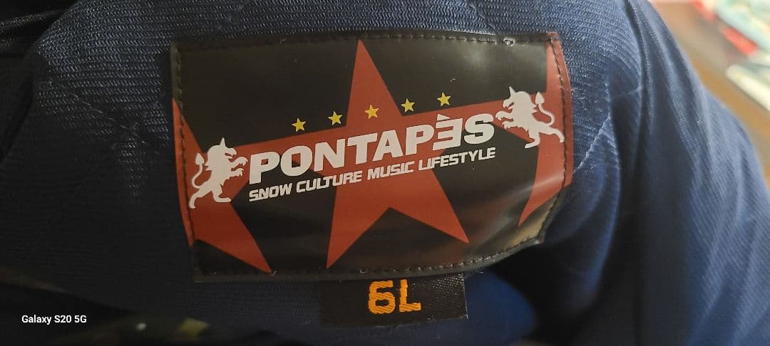 PONTAPES 迷彩 フード付きジャケット 6L