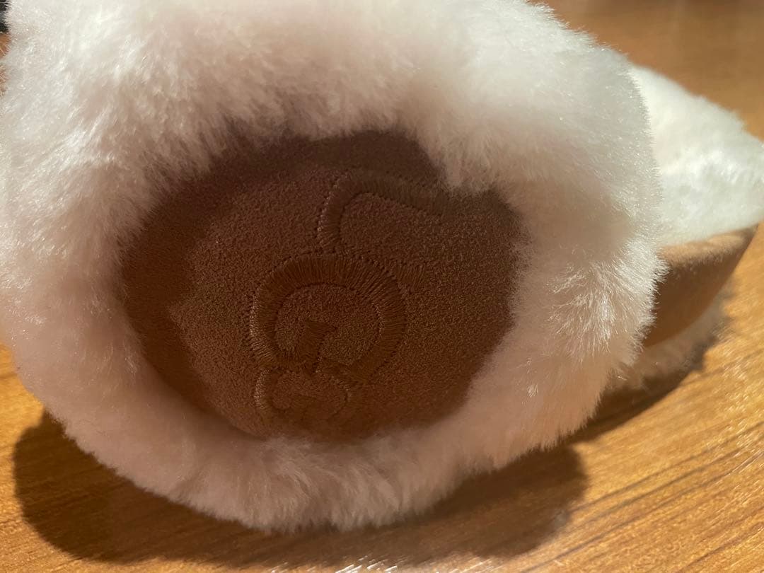 UGG ベージュファー イヤーマフ