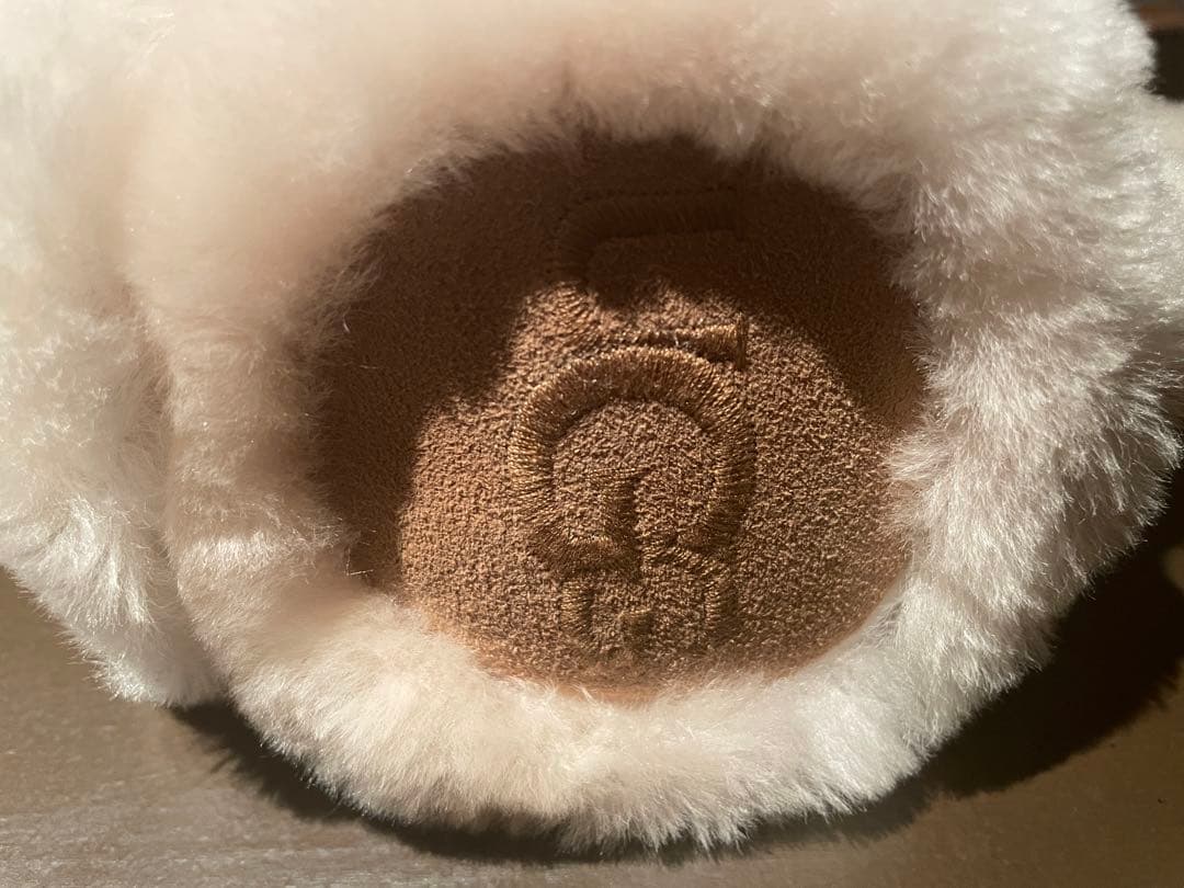 UGG ベージュファー イヤーマフ