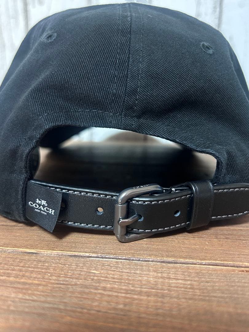 新品未使用　COACH ブラック ベースボールキャップ