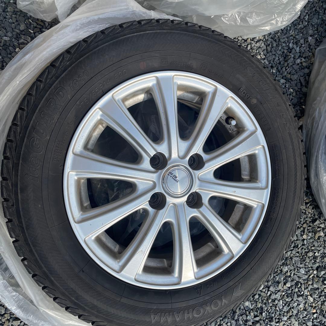 ロードスター　iceGUARD ic30 175/65R14 スタッドレスタイヤ