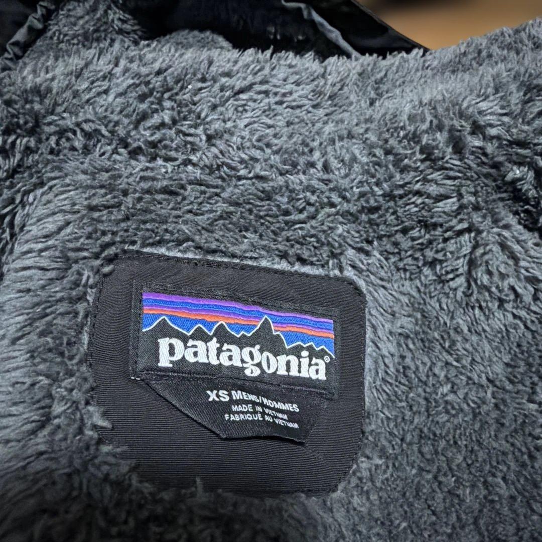 ブラック　メンズXS 試着のみ　Patagonia イスマスパーカー　FA18