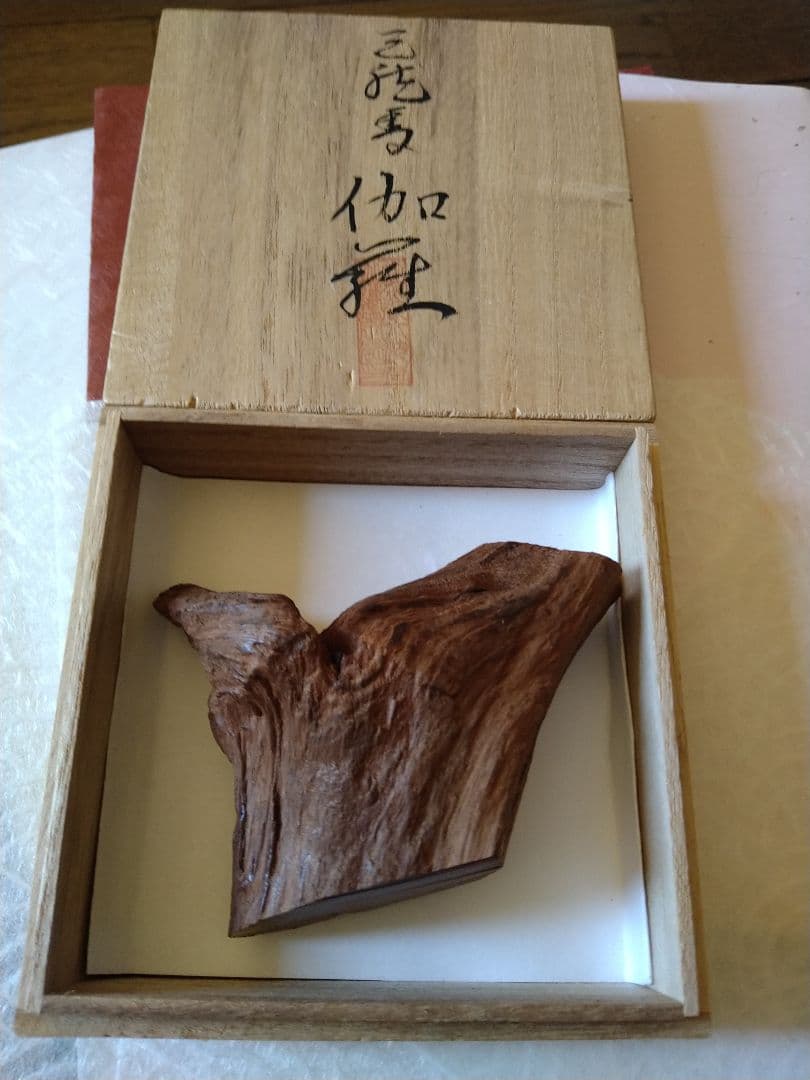 香木.伽羅.沈香.六国五味.天然木 お香用素材 60.42g