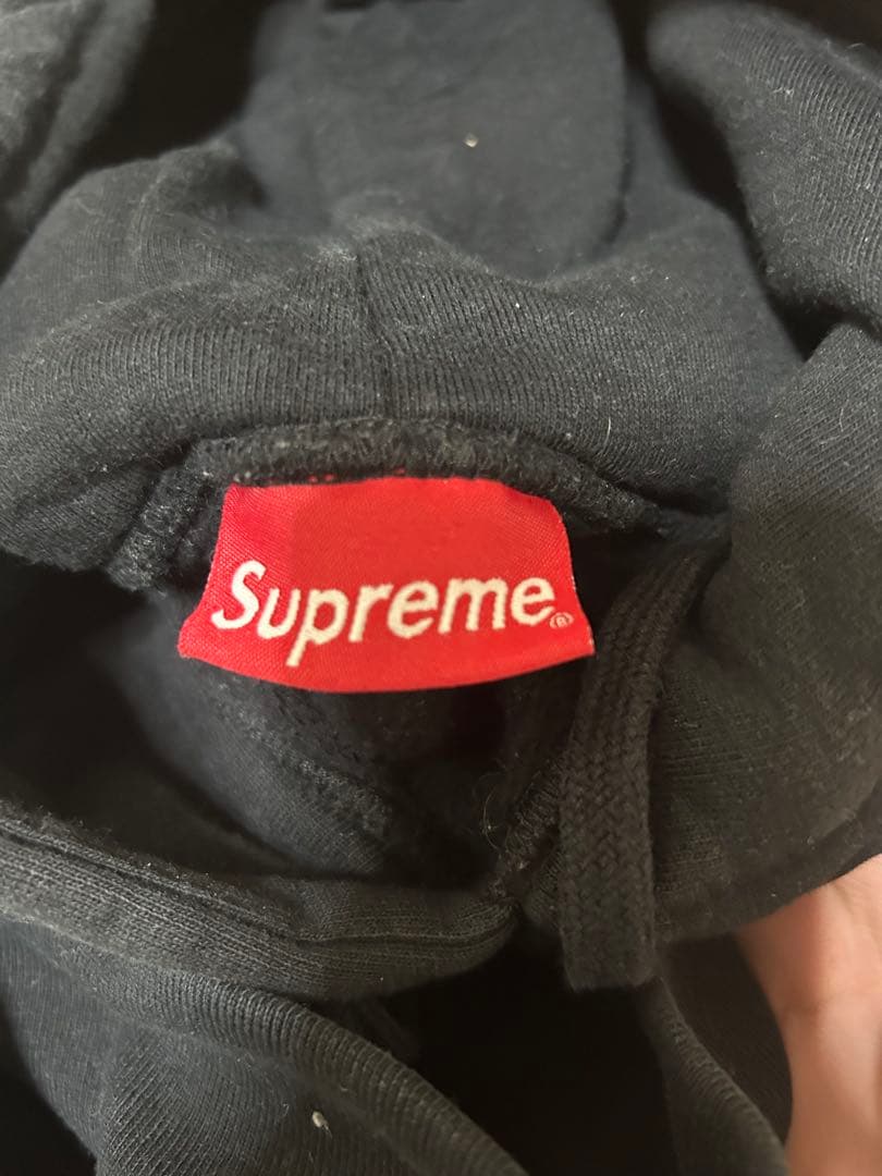 supreme パーカー