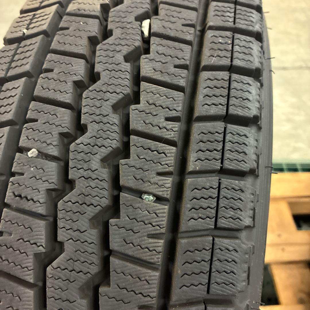 【Sound space 】ハイエース　スタッドレス195/80R15