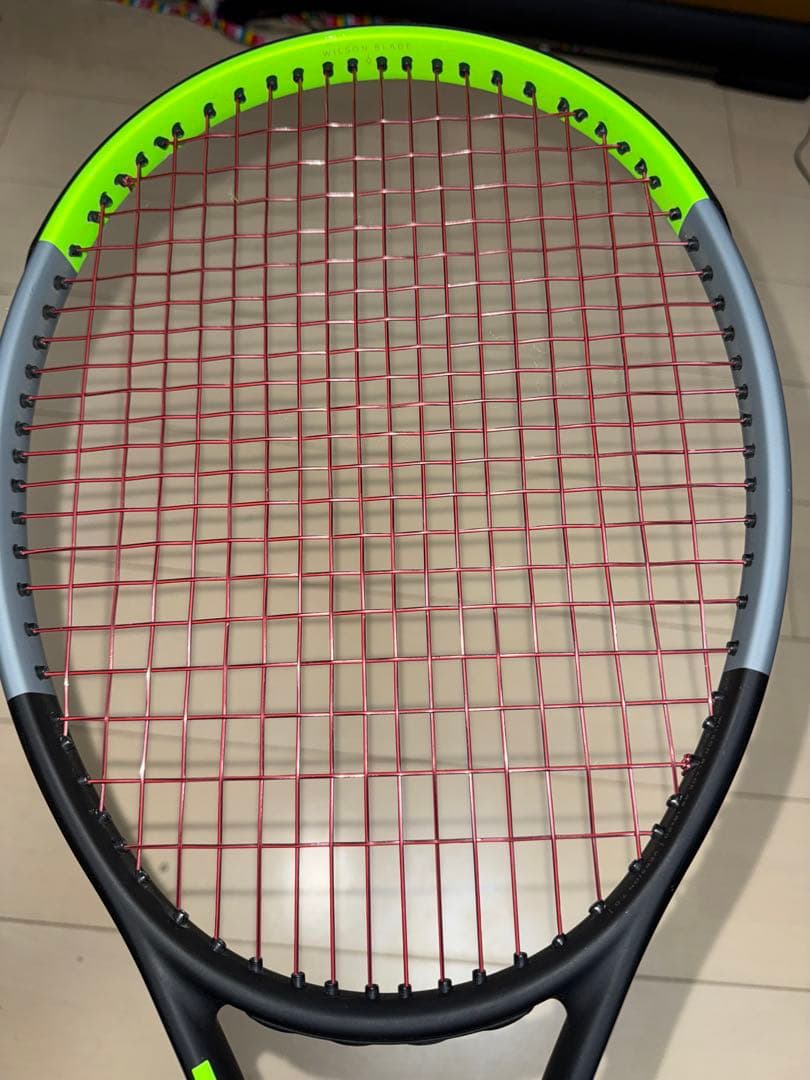 ウィルソン テニスラケット BLADE 98 V7 305g 18x20